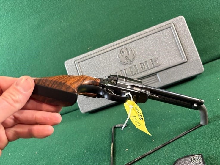 ruger-new-mdl.-blackhawk-45colt-revolver-image-7