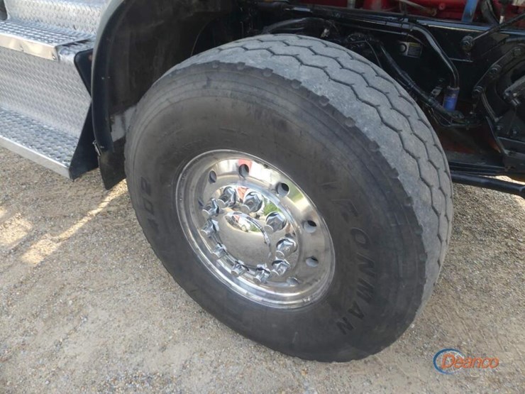 2012-kenworth-t800-image-11