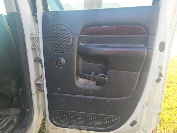2003-dodge-ram-3500-4x4-4-door-truck-image-58