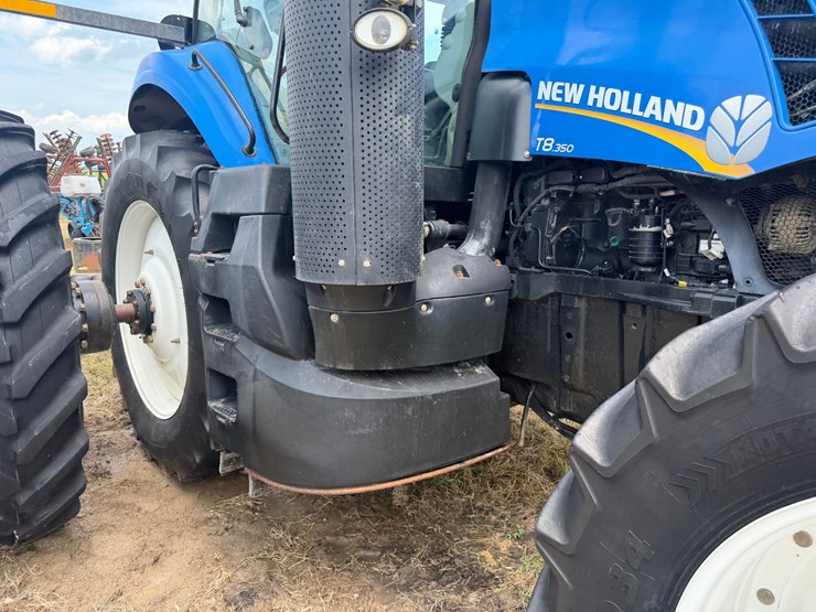 2015-new-holland-t8.350-image-35