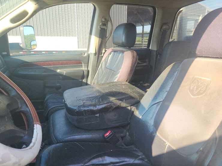 2003-dodge-ram-3500-4x4-4-door-truck-image-53