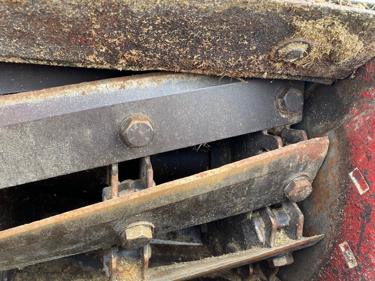 case-ih-881-forage-harvester-image-22