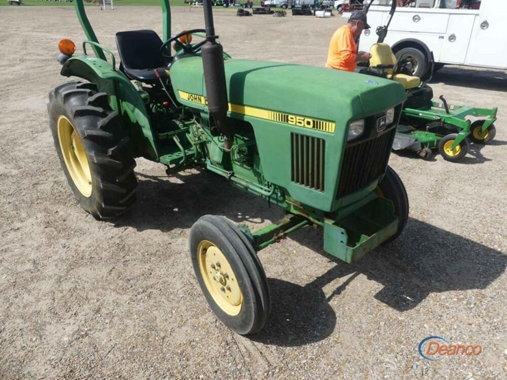 john-deere-950-image-1