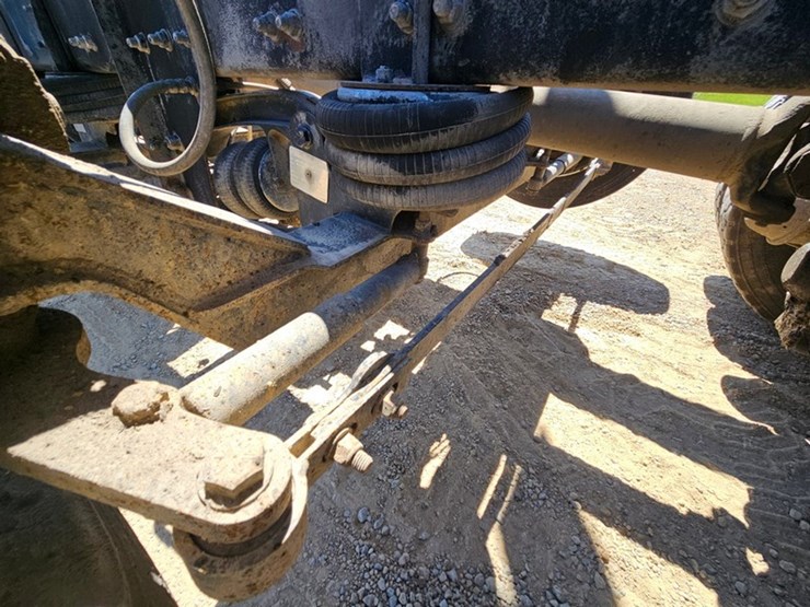 2006-caterpillar-c13-image-47
