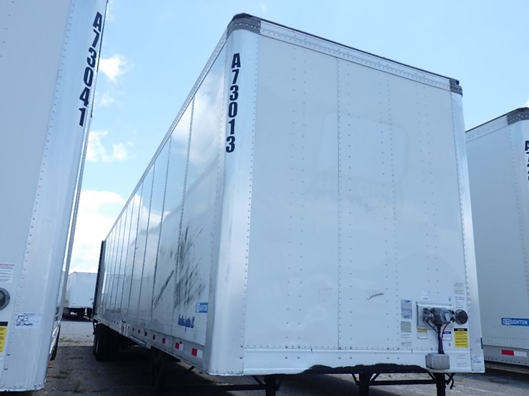 2022-stoughton-van-image-4