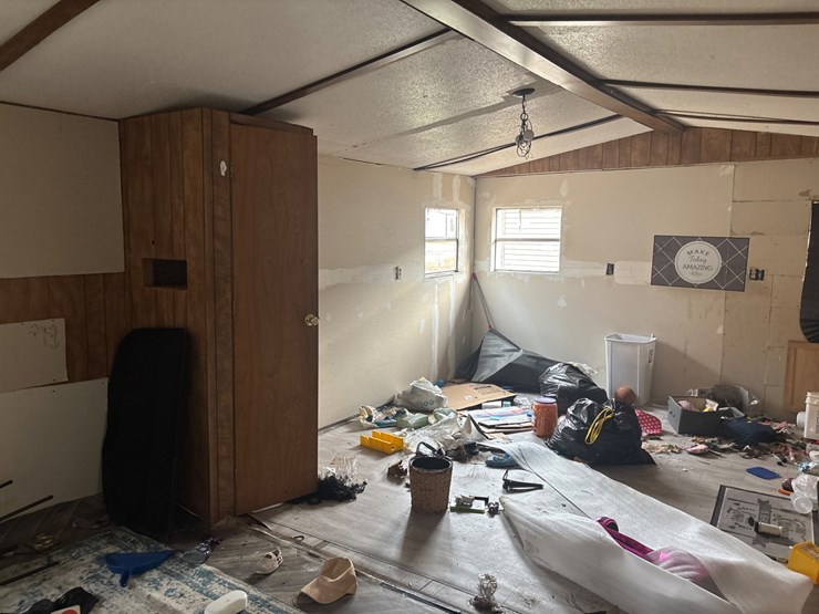 #303-•-mobile-home-image-25