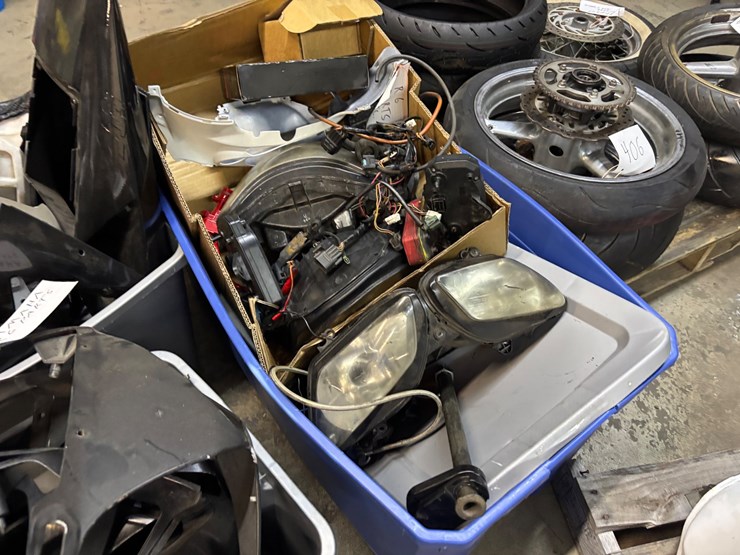 #407-•-yamaha-r6-parts-image-5