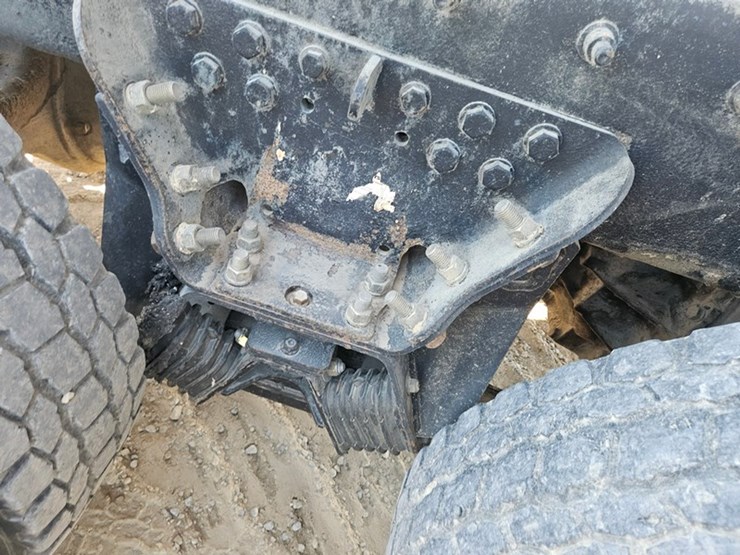 2006-caterpillar-c13-image-44