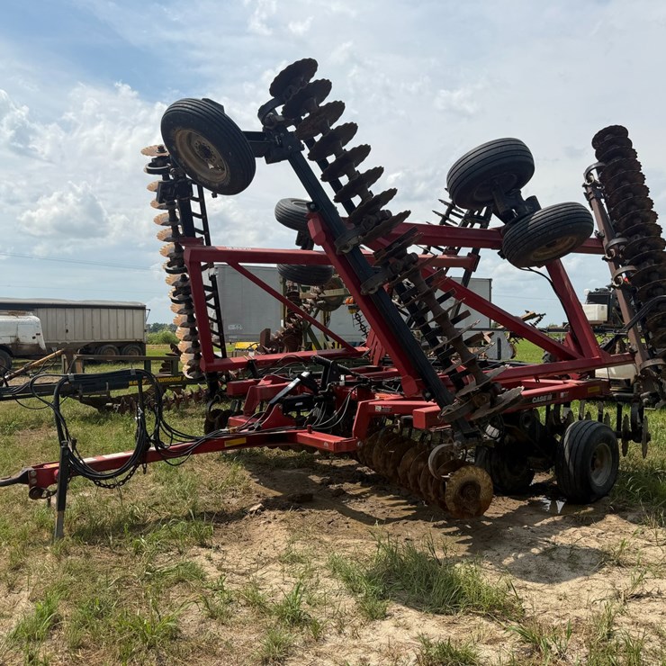 CASE IH 330