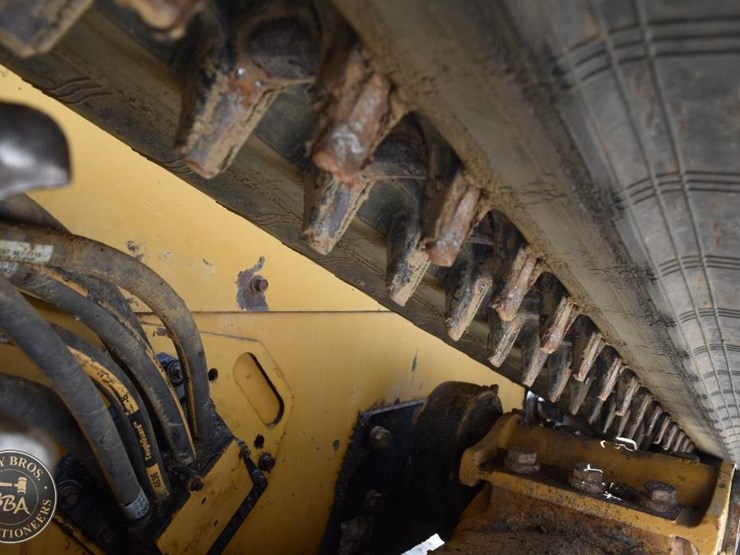 2019-caterpillar-299d3-image-35