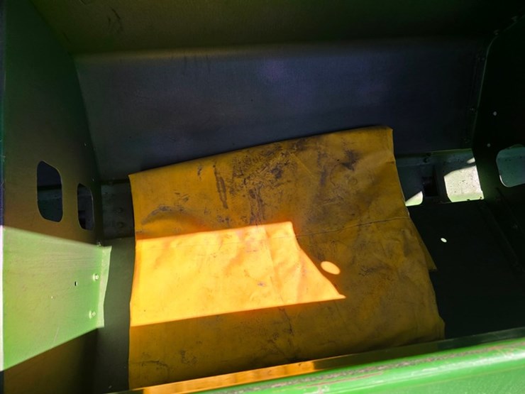 john-deere-1560-image-16