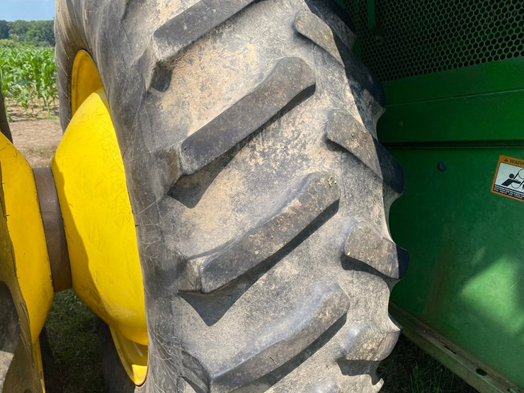 john-deere-9670-combine-4x4-image-102