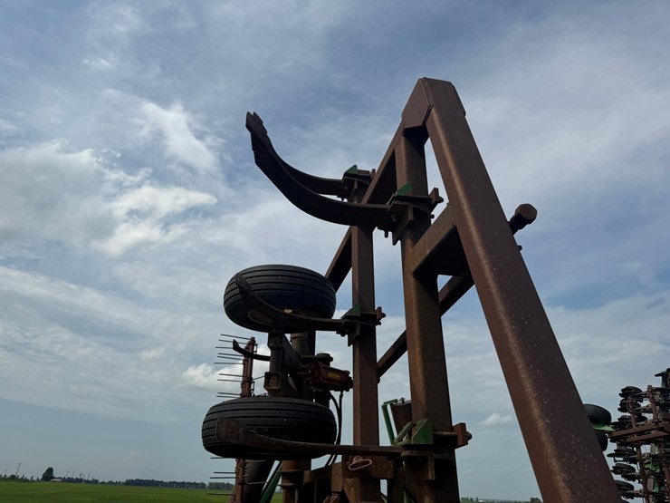 #51911-•-30'-chisel-plow-inv#51911-image-61