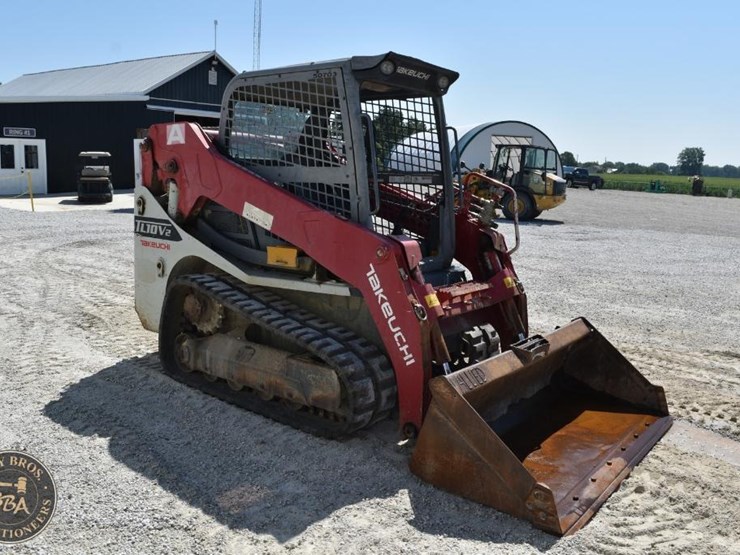 takeuchi-tl10v2-image-28