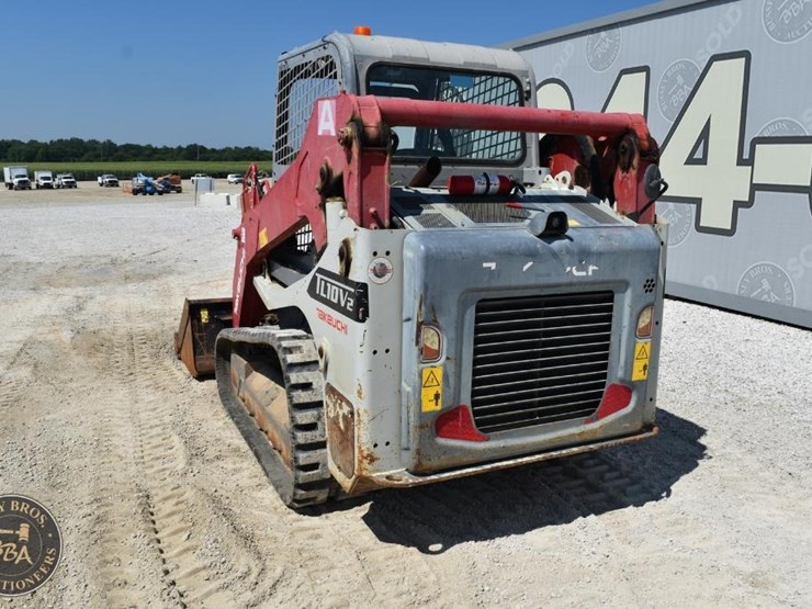 takeuchi-tl10v2-image-11