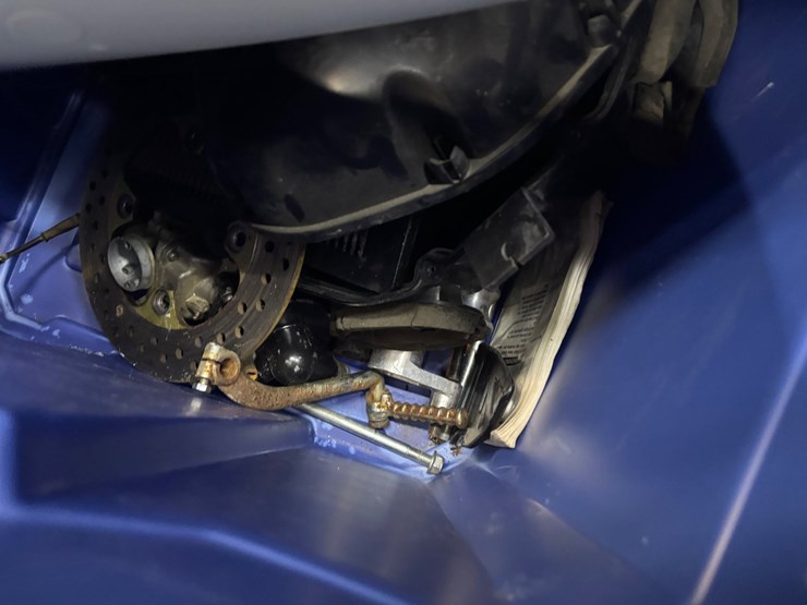 #407-•-yamaha-r6-parts-image-7