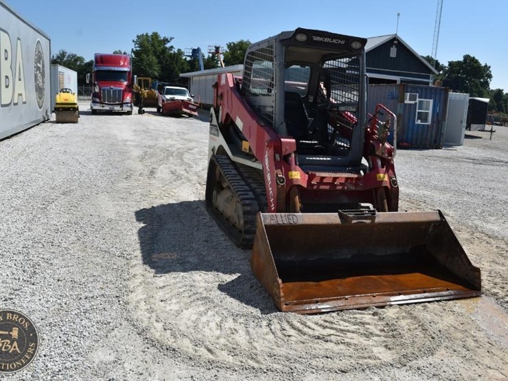 takeuchi-tl10v2-image-32
