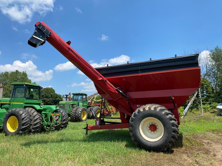 brent-678-grain-cart-image-2