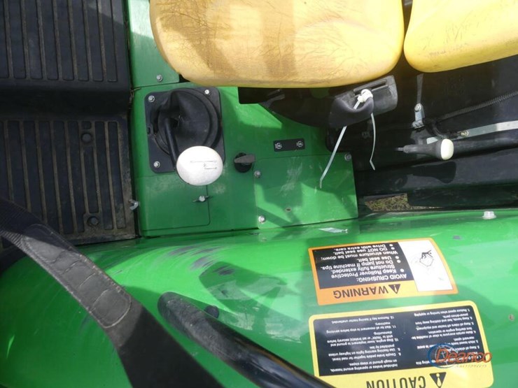 2021-john-deere-5075e-image-11