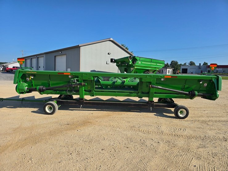 john-deere-708c-image-5
