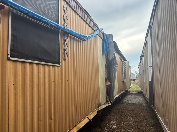 #301-•-mobile-home-image-6