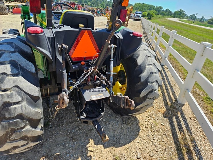 john-deere-5205-image-20