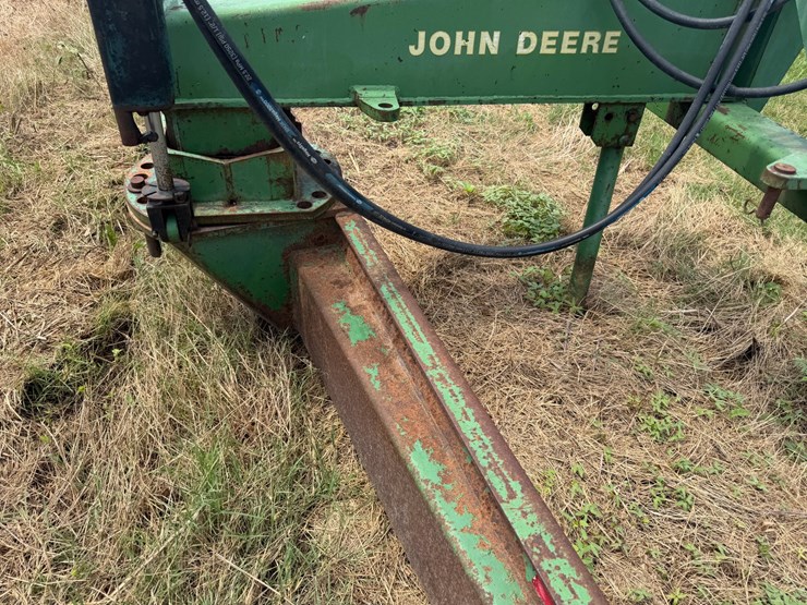 john-deere-10-image-15