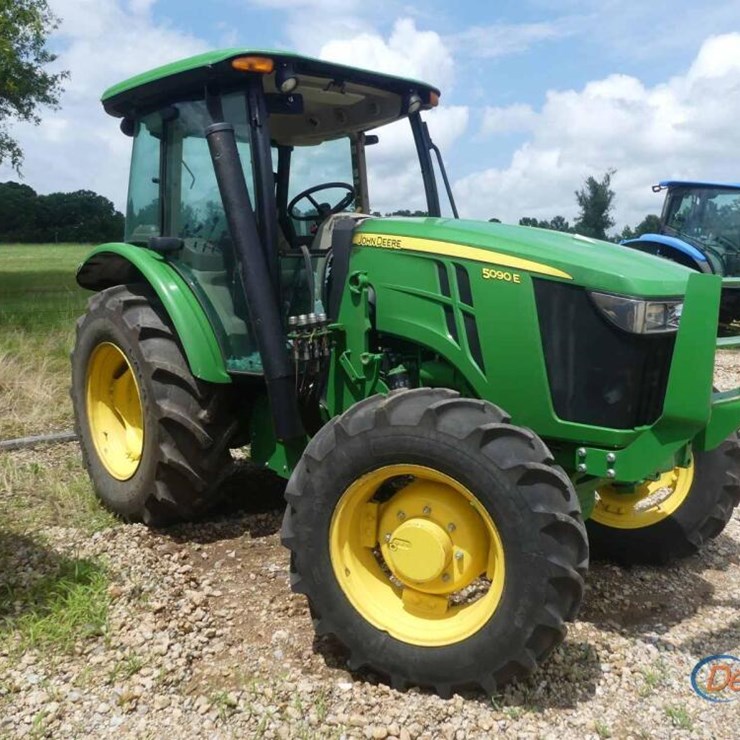 2020 JOHN DEERE 5090E