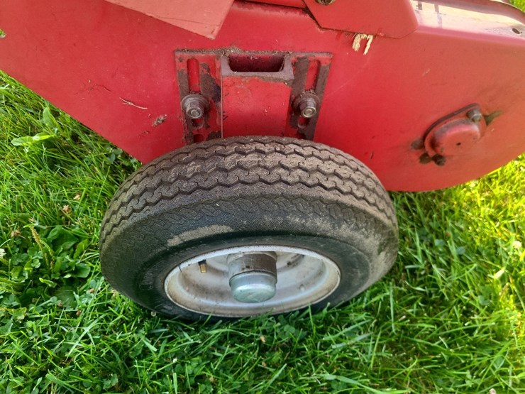 gehl-1065-tandem-axle-forage-chopper-w/2-heads---nice-image-58
