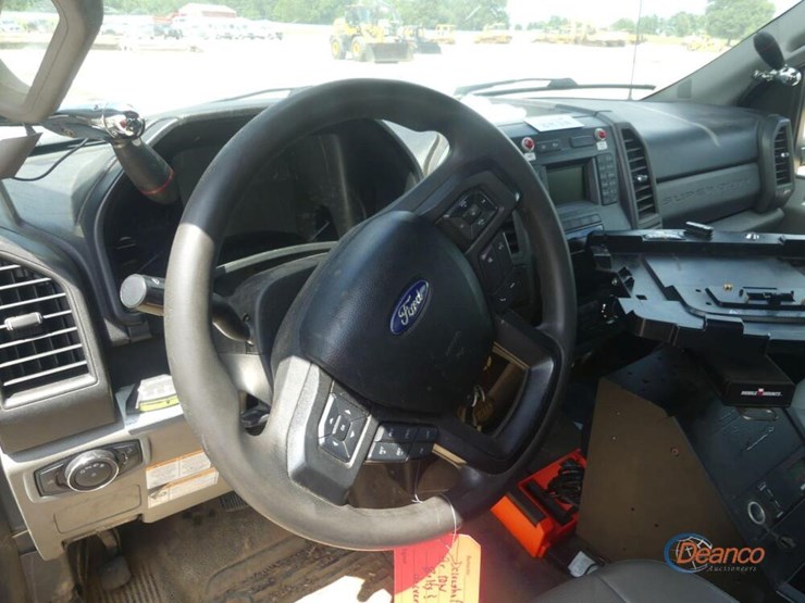2019-ford-f550-image-11