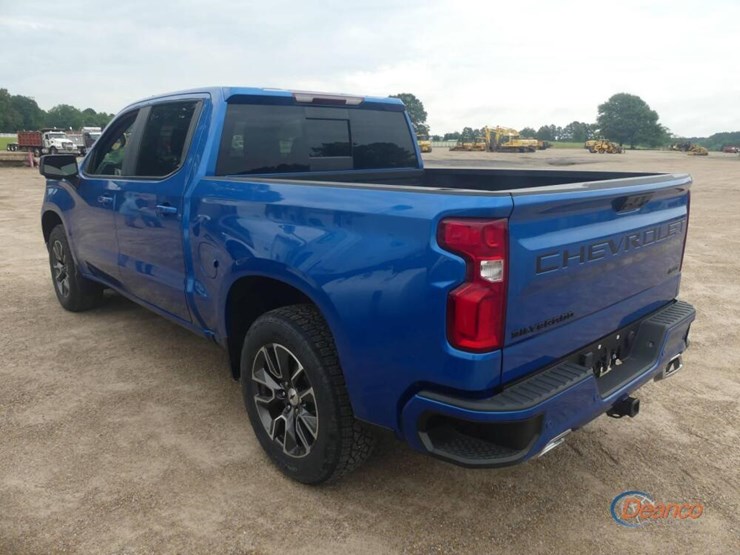 2022-chevrolet-silverado-1500-z71-image-3