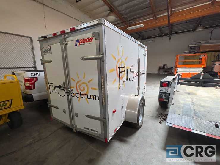 2015-lgs-8ft-enclosed-trailer-image-4