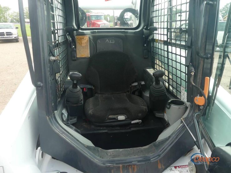 2022-bobcat-t870-image-9
