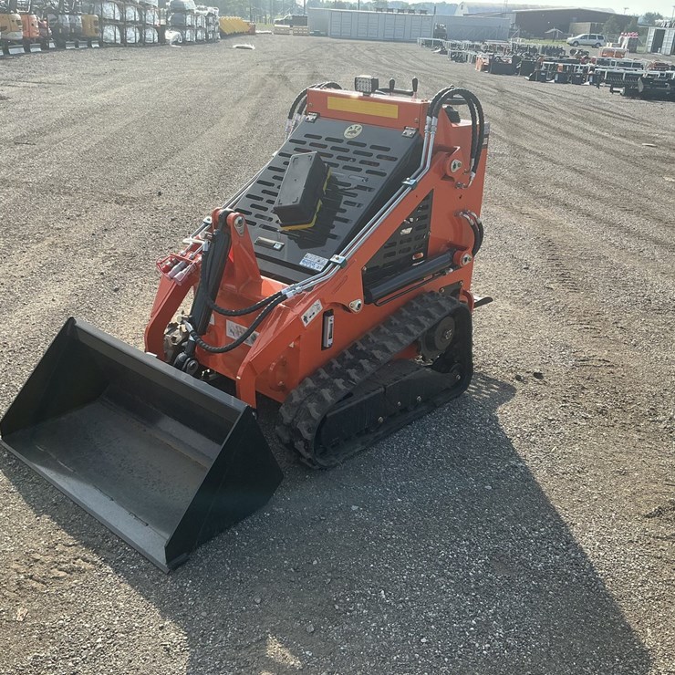 #1000 • Unused ATS-T460 Mini Skid Steer - Middlefield, OH