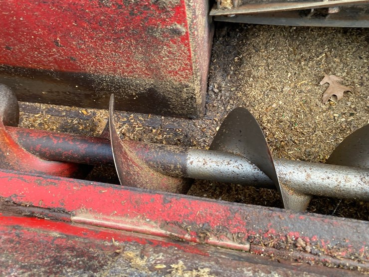 case-ih-881-forage-harvester-image-25