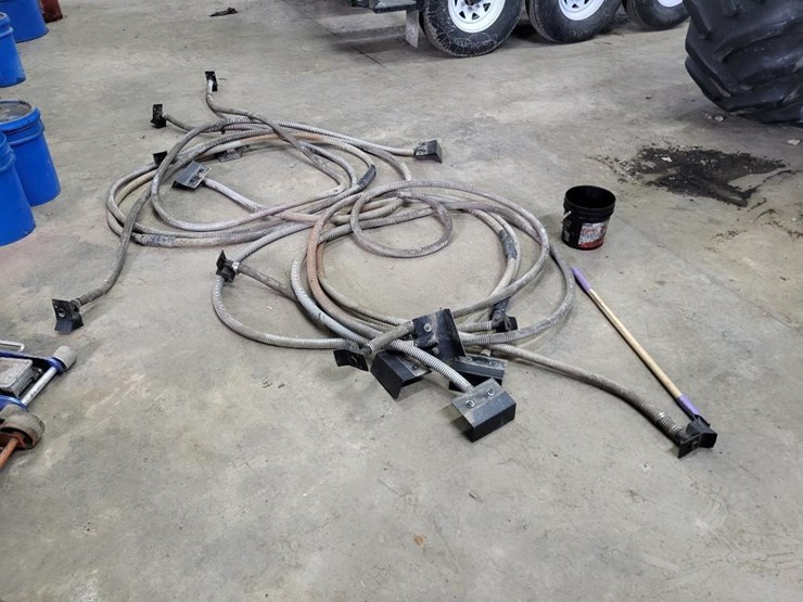 gandy-6290-68-orbital-air-seeder-image-25