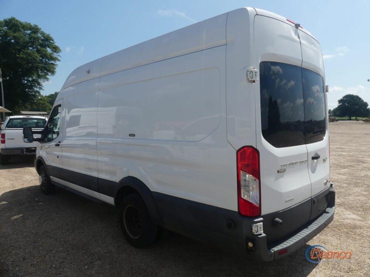 2016-ford-transit-image-3