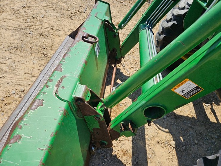 john-deere-5205-image-11