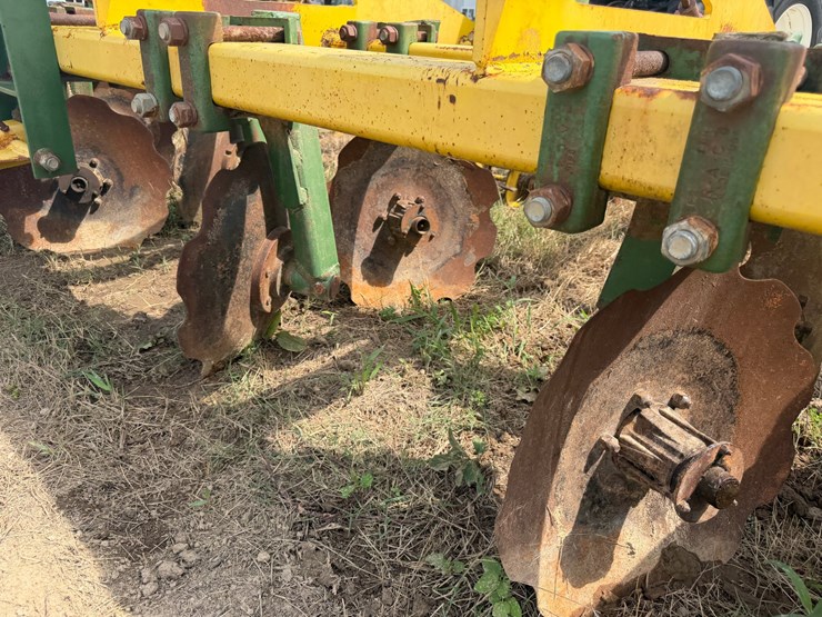 #51910-•-roll-a-cone-12-row-38"-spacing-hipper-10-3218-inv#51910-image-63