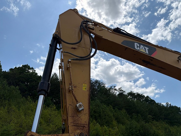 #4034-•-caterpillar-328d-lcr-excavator-image-20