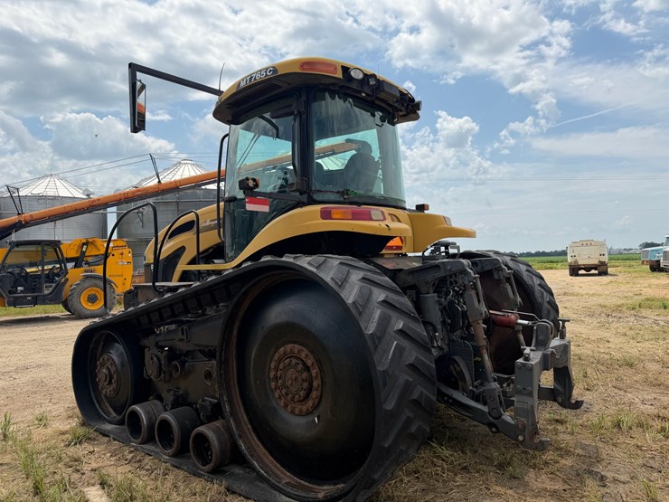 #51850-•-caterpillar-challenger-track-tractor-agcc0765hnwcd1157-inv#51850-image-4