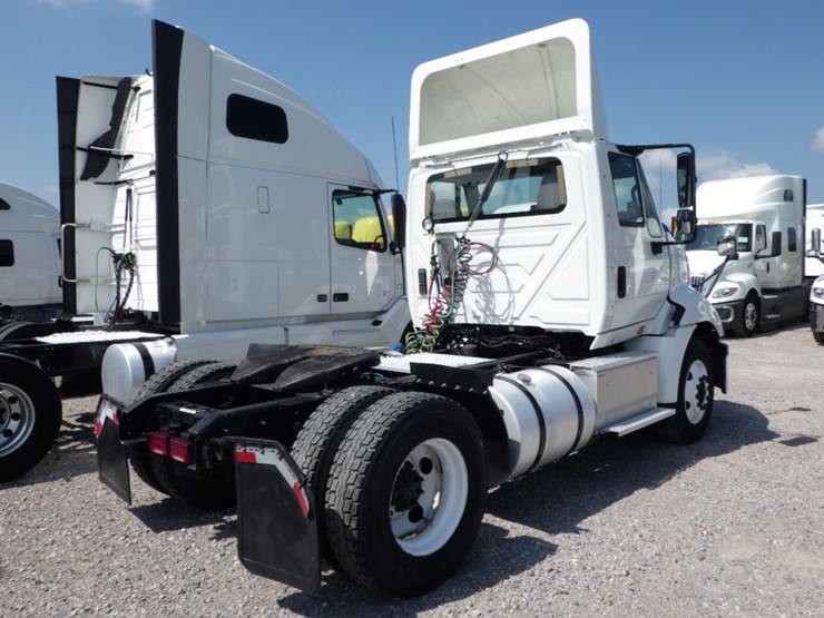 2018-international-prostar-image-6