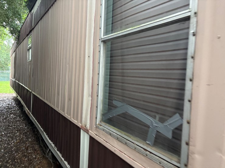 #304-•-mobile-home-image-3