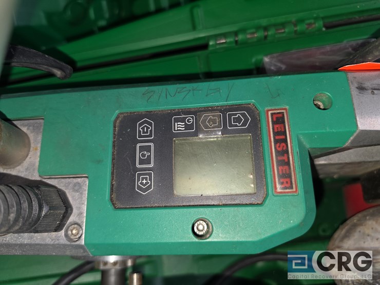 leister-uniroof-at-hot-air-welder-image-2