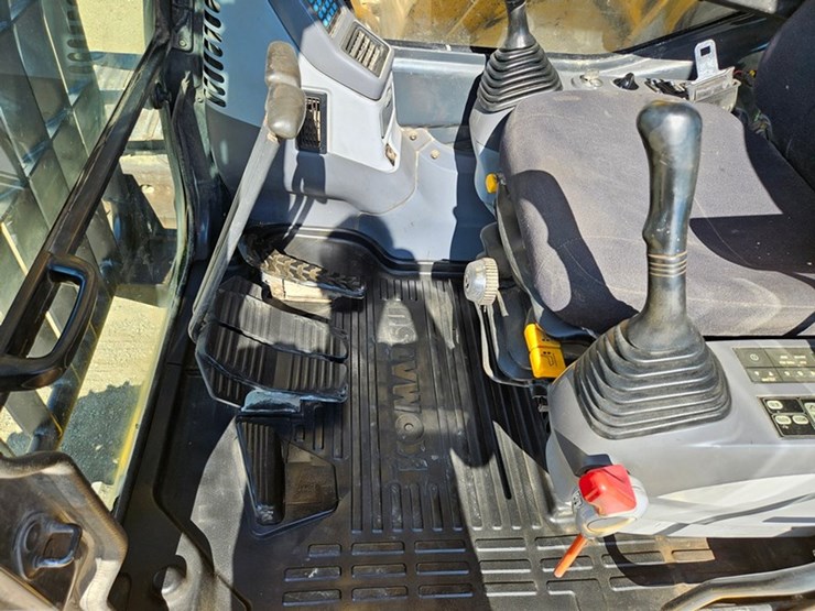 2006-komatsu-pc300-lc-image-65