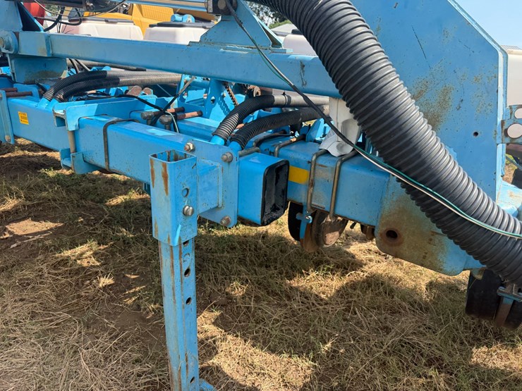 #51909-•-monosem-12-twin-row-38"-center-planter-05a116-inv#51909-image-123