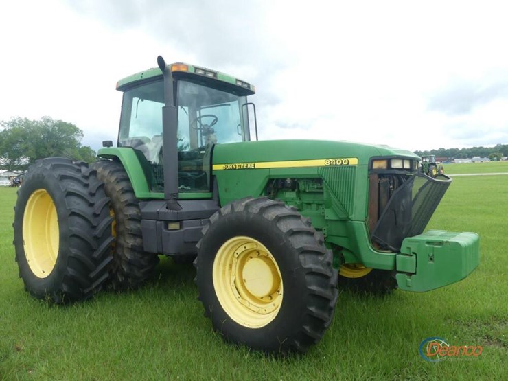 john-deere-8400-image-1