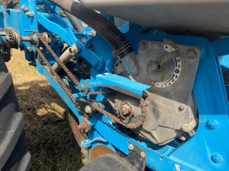 #51909-•-monosem-12-twin-row-38"-center-planter-05a116-inv#51909-image-77