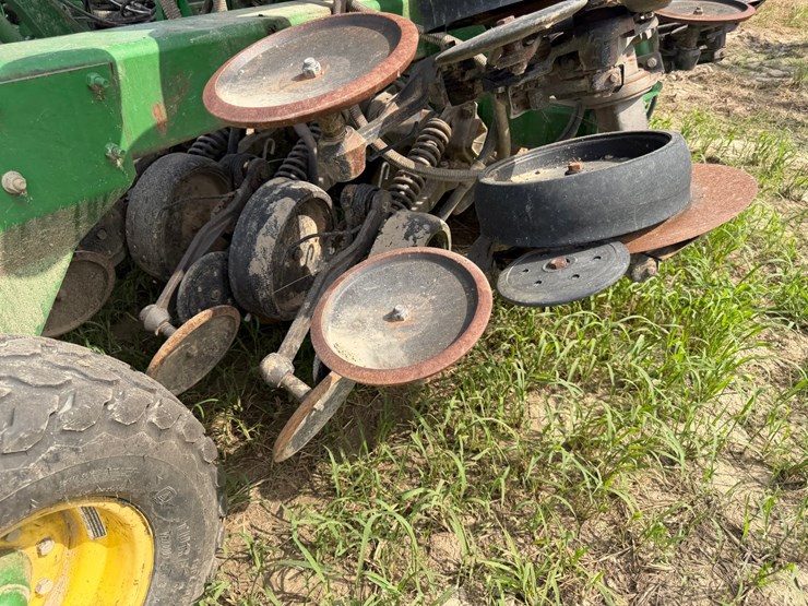 john-deere-40-image-25