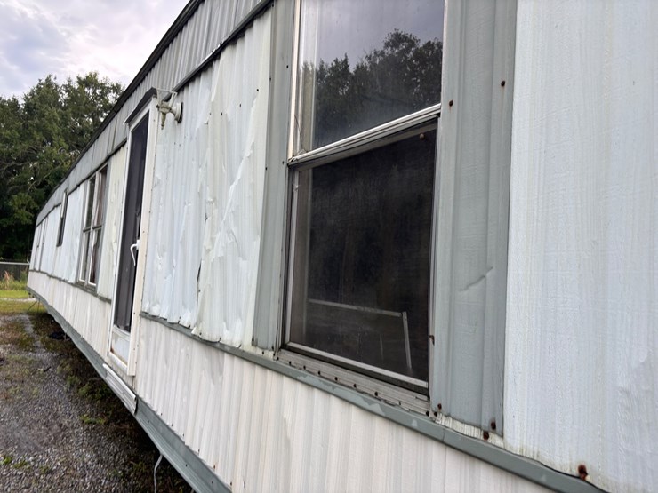 #306-•-mobile-home-image-6